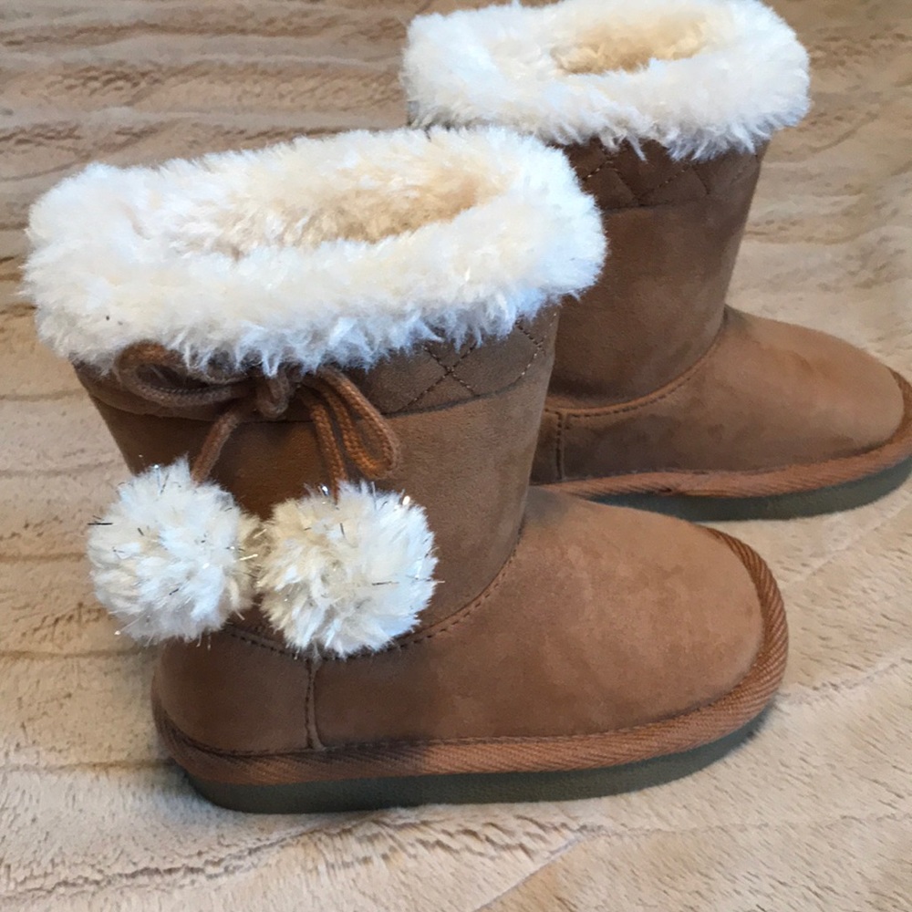 🍁Fall/winter boots 🍂 - Picture 3 of 7